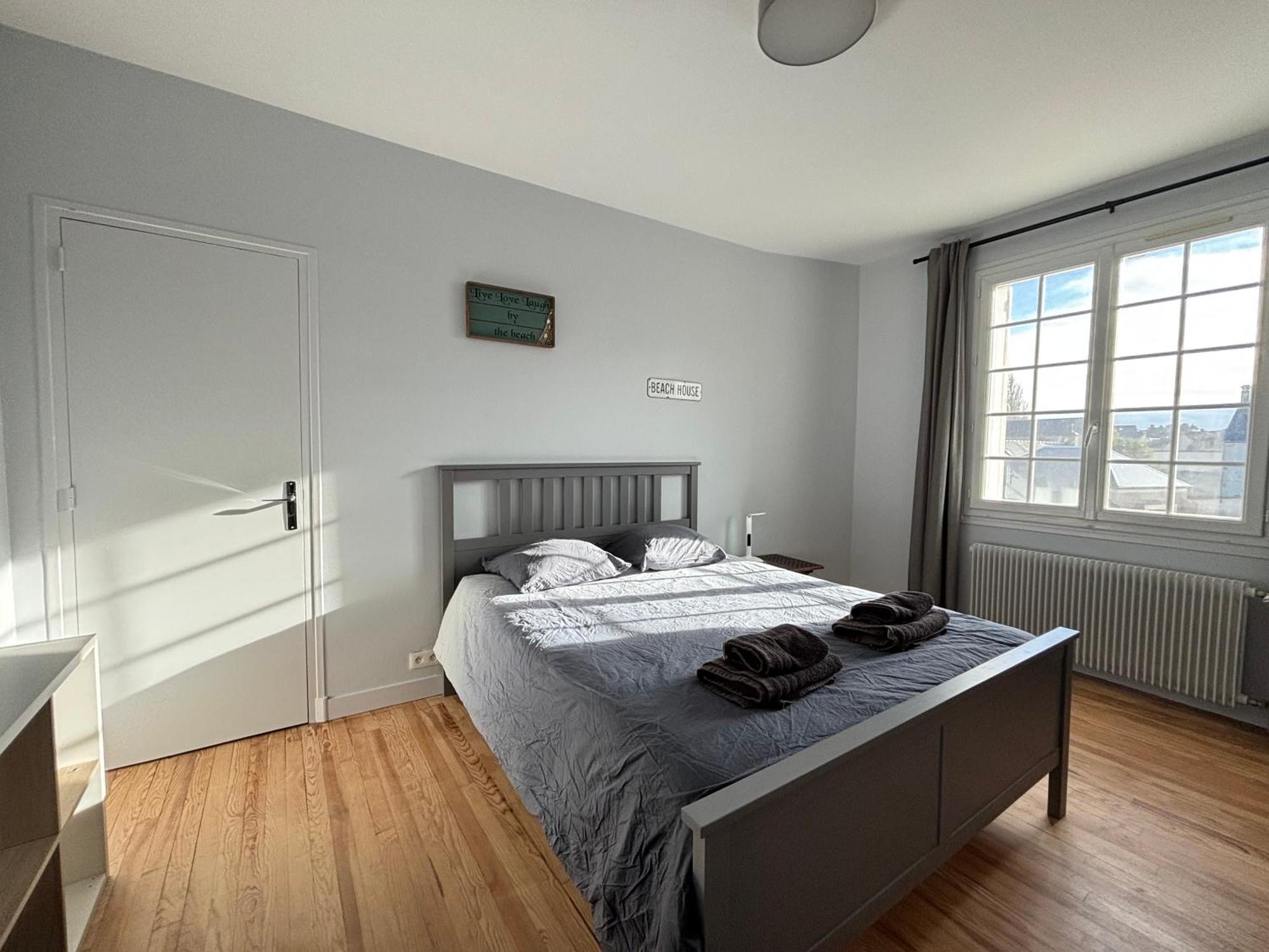 Maison Lumineuse: Spacious Stay near Omaha Beach Trevieres Exterior photo